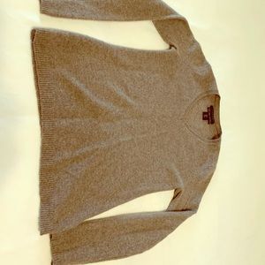 Cashmere sweater